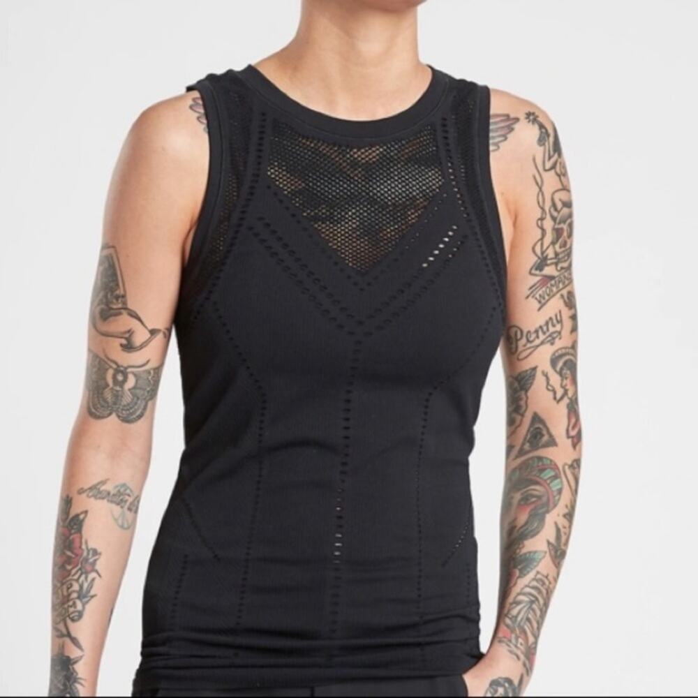 Athleta Oxygen Tank Seamless workout Mesh Black XS
